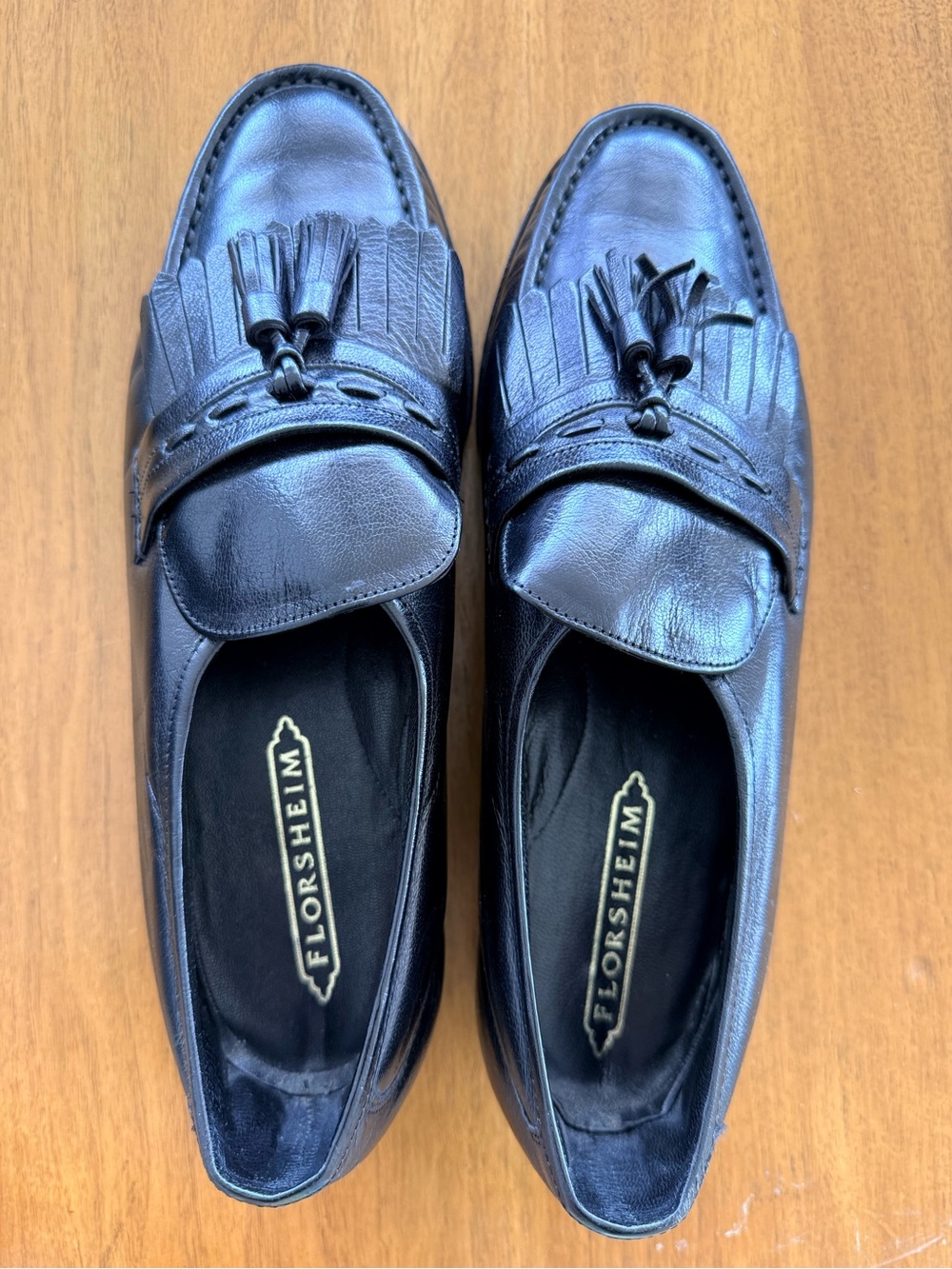 Florsheim Men’s Black Leather Tassel Loafers - 8.5 3E like new with box